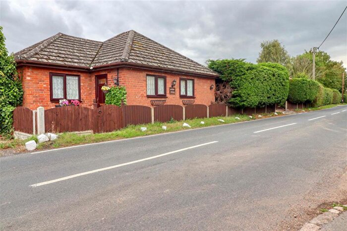 2 Bedroom Bungalow For Sale In The Street, Tendring, Clacton-On-Sea, CO16