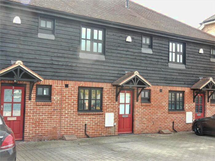 3 Bedroom Terraced House To Rent In Malden Green Mews, Worcester Park KT4