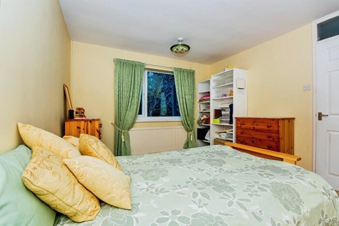 2 Bedroom Detached Bungalow For Sale In Daniels Gate, Long Sutton, Spalding, PE12