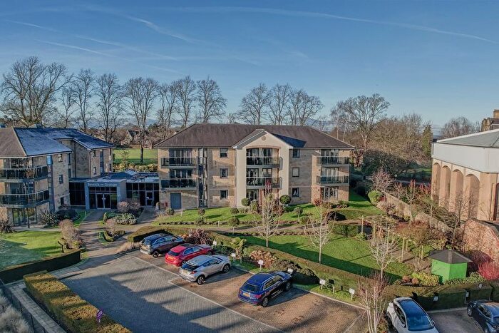 2 Bedroom Flat For Sale In Swan Road, Harrogate, HG1