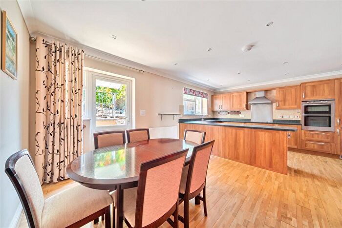 3 Bedroom Bungalow For Sale In Bradninch, Exeter, EX5