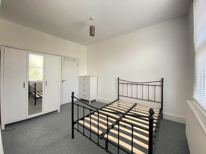 Studio To Rent In Lancaster Road, Finsbury Park, London, N4