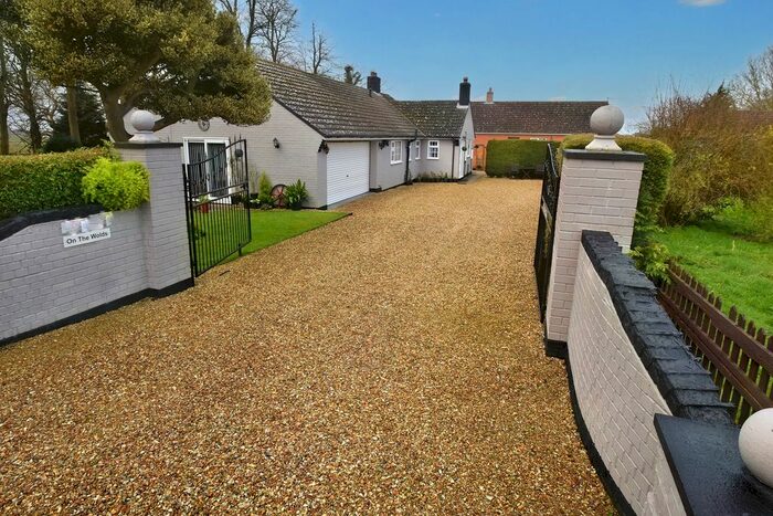 3 Bedroom Bungalow For Sale In High Street, Candlesby, PE23