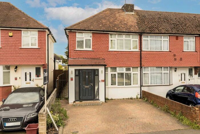 3 Bedroom Property To Rent In Lansbury Avenue, Feltham, TW14