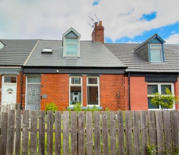 3 Bedroom Terraced House To Rent In Somerset Cottages, Sunderland, SR3