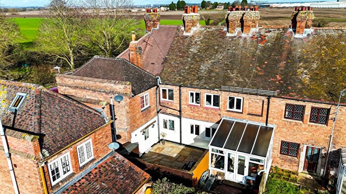 2 Bedroom Cottage For Sale In Tollerton Lane, Tollerton, NG12