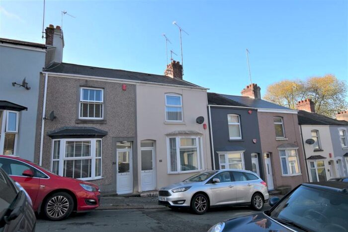 2 Bedroom Terraced House To Rent In Glenmore Avenue, Stoke, PL2