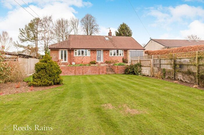 4 Bedroom Bungalow For Sale In Woodhouse Lane, Gawsworth, Macclesfield, Cheshire, SK11