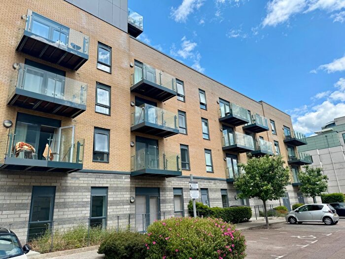 1 Bedroom Flat To Rent In The Boardwalk, Gillingham, ME7