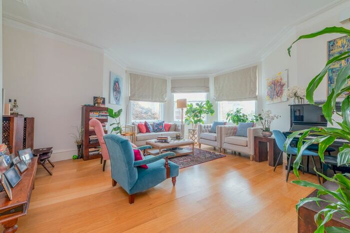 5 Bedroom Flat To Rent In Leinster Mansions, Langland Gardens, London, NW3