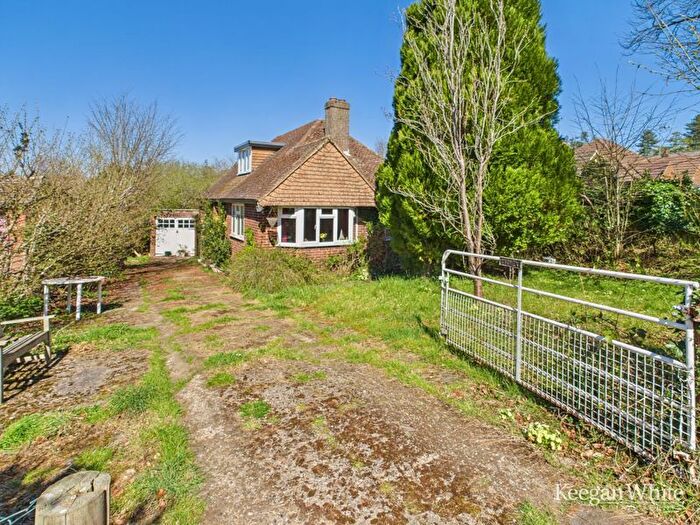 3 Bedroom Chalet For Sale In Park Lane, Lane End, HP14