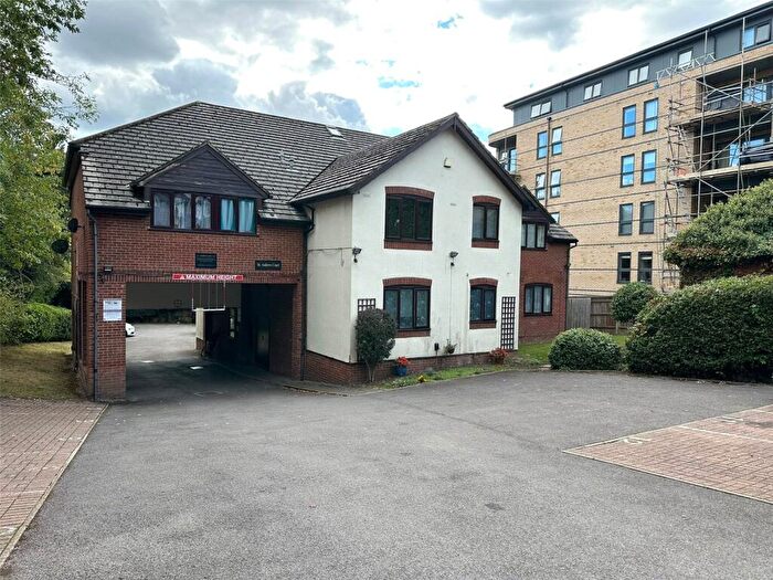 1 Bedroom Flat To Rent In Upton Park, Slough, Berkshire, SL1