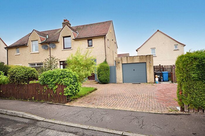 3 Bedroom Semi-Detached House For Sale In Westerlea, Leslie, KY6
