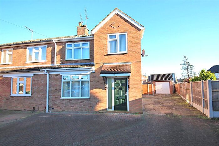3 Bedroom Semi-Detached House To Rent In Capel Close, Stanford-Le-Hope, Essex, SS17