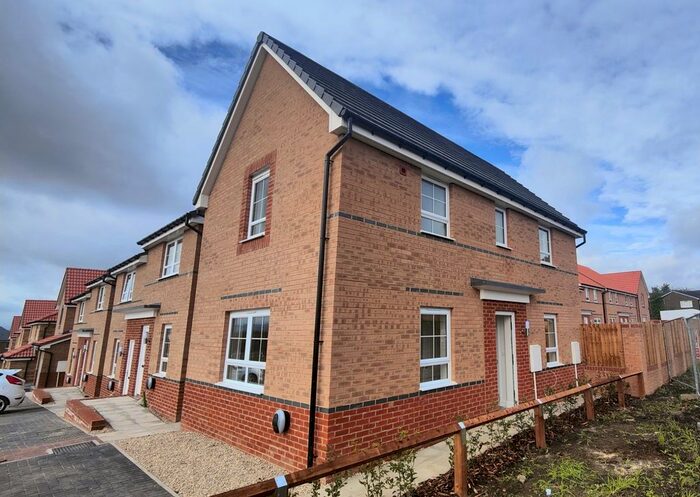 3 Bedroom Detached House To Rent In Brambling Avenue, Dewsbury, WF12