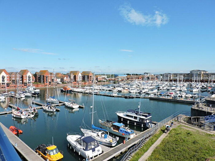 2 Bedroom Flat To Rent In Bermuda Place, Sovereign Harbour South, BN23