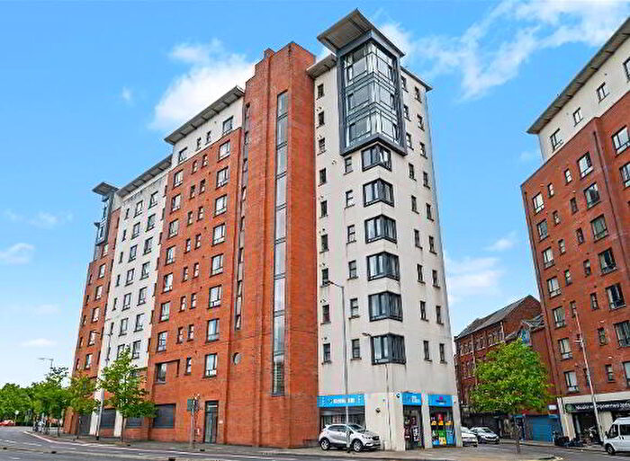 2 Bedroom Apartments For Sale In Apartment College Central College Avenue, Belfast, BT1