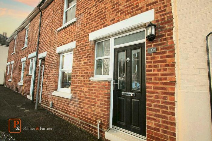 2 Bedroom Terraced House To Rent In St Johns Green, Colchester, Essex, CO2