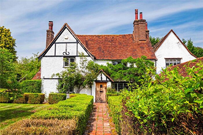 6 Bedroom House For Sale In Chartridge, Chesham, Buckinghamshire, HP5