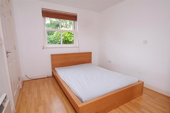 1 Bedroom Flat To Rent In Jeune Street St Clements, OX4