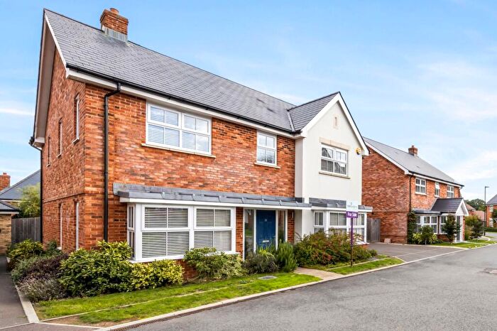 5 Bedroom Detached House For Sale In Bentley Gardens, Broadbridge Heath, RH12