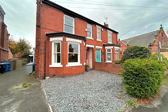 4 Bedroom Semi-Detached House For Sale In St Mary's Road, Sale, M33