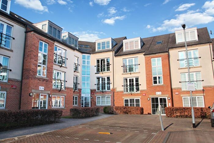 2 Bedroom Flat To Rent In The Elms, Henconner Lane, Bramley, Leeds, West Yorkshire, LS13