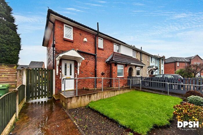 3 Bedroom Terraced House For Sale In Throstle Terrace, Leeds, LS10