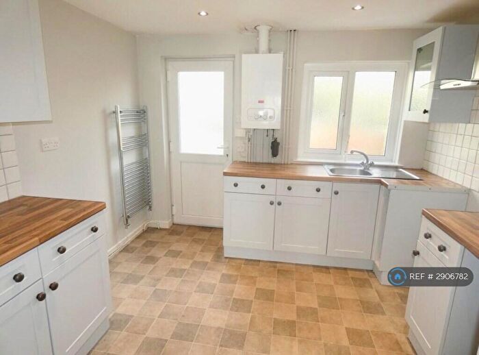 2 Bedroom Terraced House To Rent In King St, Neath, SA11