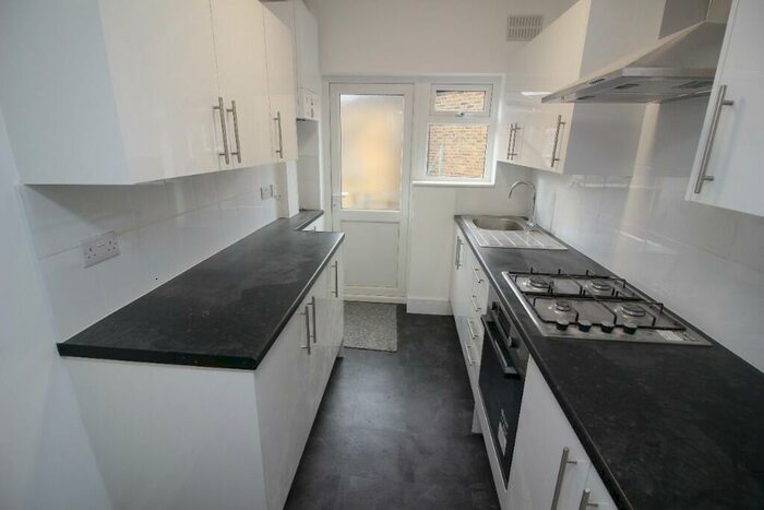 2 Bedroom Flat To Rent In Carson Road, London, E16