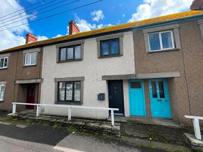 3 Bedroom House For Sale In Clay Lane, Beaminster, DT8