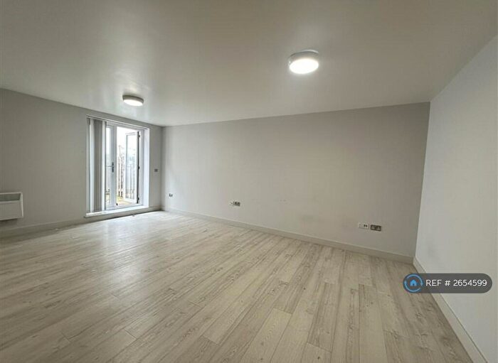 1 Bedroom Flat To Rent In Eltham High Street, London, SE9