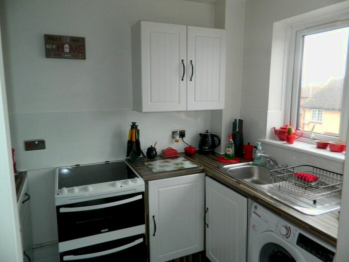 1 Bedroom Flat To Rent In Bruce Close, Cippenham, Berkshire, SL1