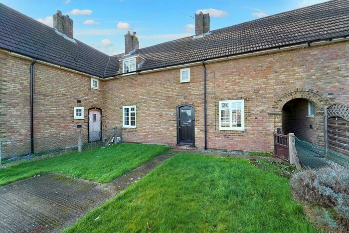 3 Bedroom Terraced House For Sale In Malthouse Square, Beaconsfield, Buckinghamshire, HP9