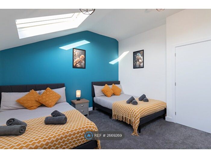 1 Bedroom Terraced House To Rent In Fryer Court, Gosport, PO12