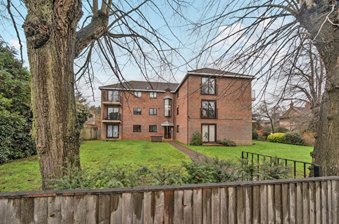 2 Bedroom Apartment For Sale In Ferry Pool Road, Oxford, OX2