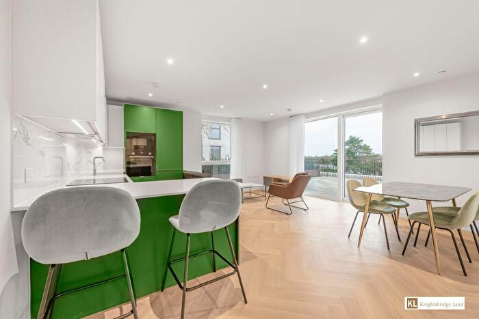 1 Bedroom Flat To Rent In Bower House, Henshaw Parad, The Hyde, NW9