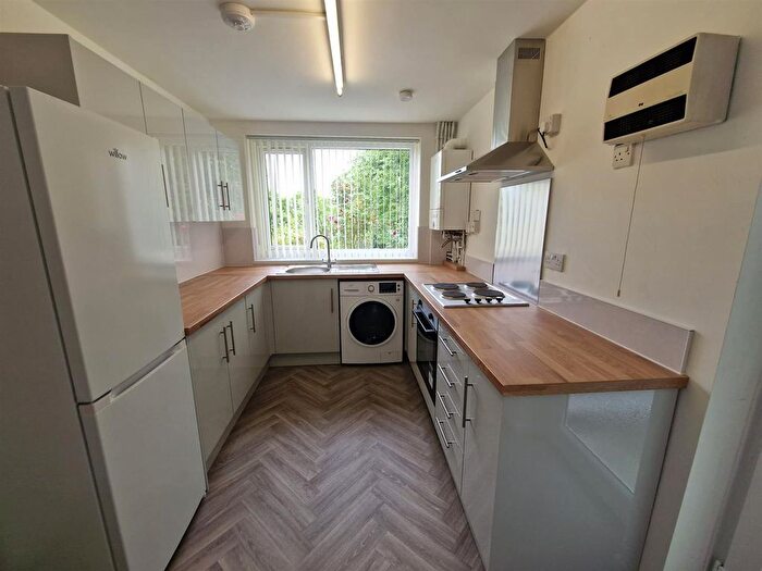 3 Bedroom Terraced House To Rent In Kilvey Road, St. Thomas, SA1