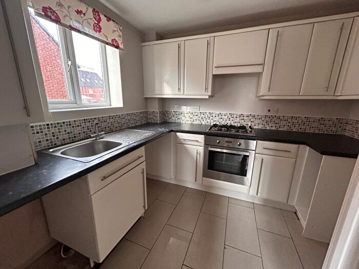 2 Bedroom House To Rent In Acres Hill Road Sheffield, S9