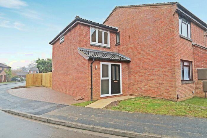 1 Bedroom Semi-Detached House To Rent In Grassymead, Titchfield Common, PO14