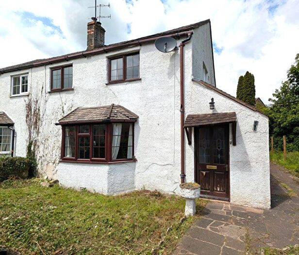 3 Bedroom Semi-Detached House For Sale In Colnside, Gloucester Road, Andoversford, Cheltenham, GL54