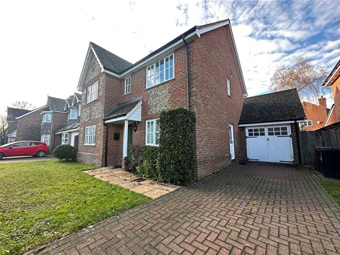 4 Bedroom Detached House To Rent In Curlys Way, Swallowfield, Reading, RG7
