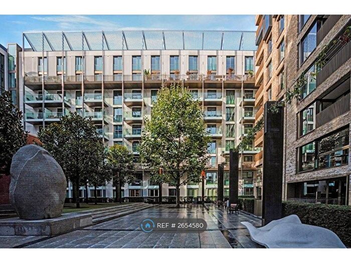 3 Bedroom Flat To Rent In Pearson Square, London, W1T