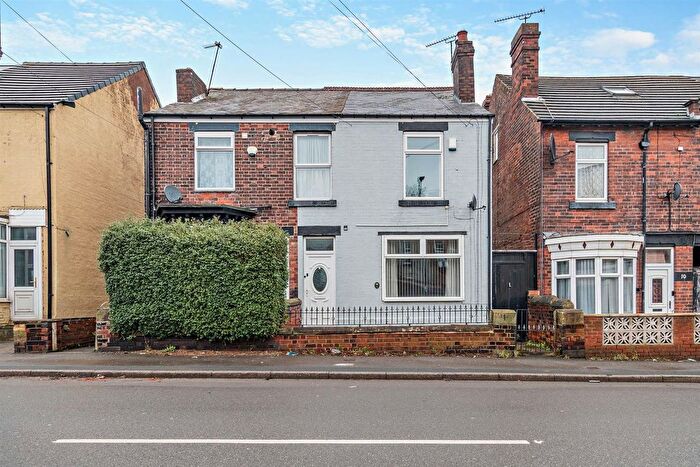 2 Bedroom Semi-Detached House For Sale In Shiregreen Lane, Sheffield, S5