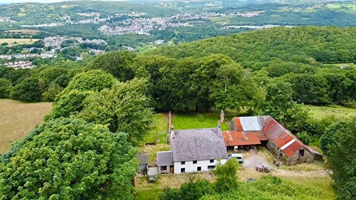 4 Bedroom Detached House For Sale In Cwm Cyrnach Isaf, Glais, Swansea., SA7