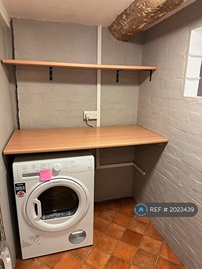 2 Bedroom End Of Terrace House To Rent In The Chantry, Chippenham, SN15
