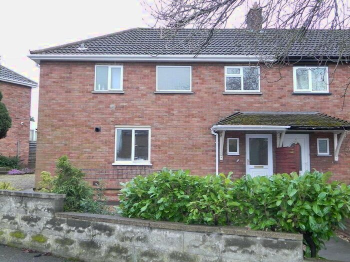 3 Bedroom Semi-Detached House To Rent In Coningsby Road, Scunthorpe DN17