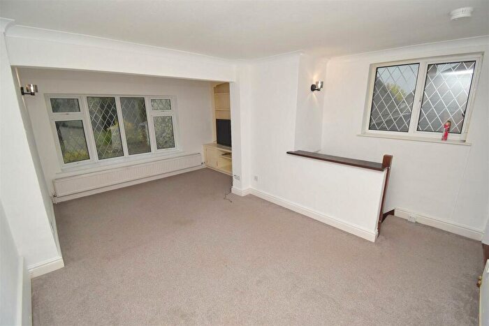 2 Bedroom End Of Terrace House To Rent In Main Road, Danbury, CM3