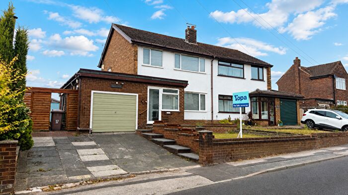 3 Bedroom Semi Detached House For Sale In Hydes Brow, St. Helens, WA11