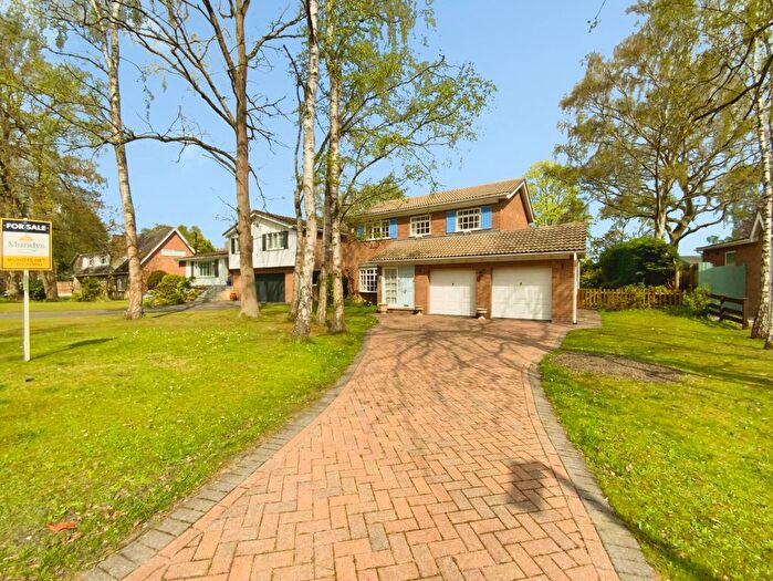 4 Bedroom Detached House For Sale In Grosvenor Avenue, Lincoln, LN6